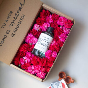 Flores y Mezcalito artesanal