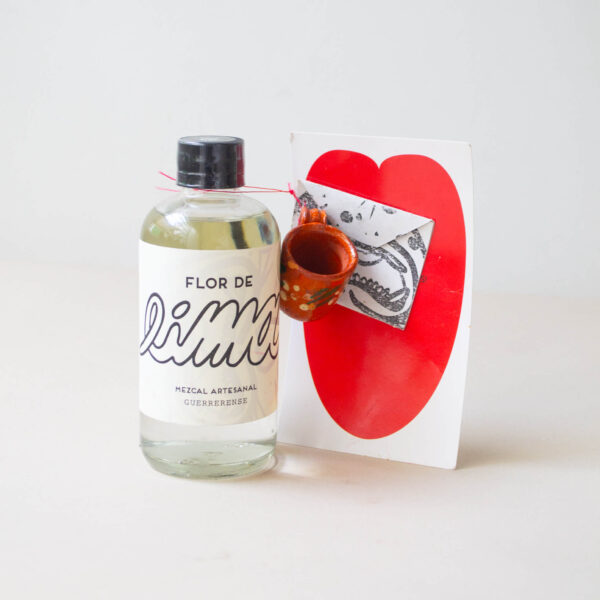 Amor y mezcalito artesanal
